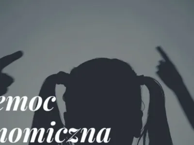 Przemoc-finansowa-dzieci-2_Easy-Resize.com_-920x425