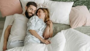 5 intymnych kwestii, które dodadzą pikanterii każdemu związku.