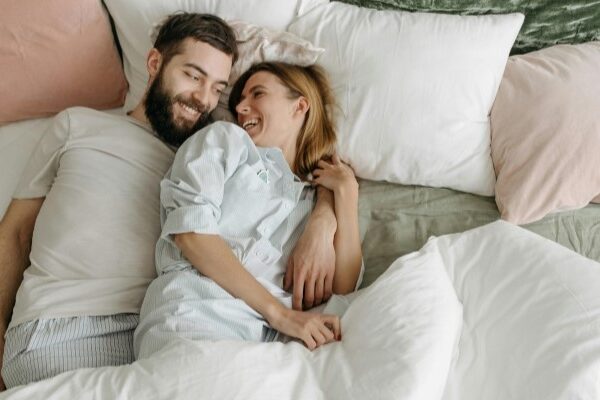 5 intymnych kwestii, które dodadzą pikanterii każdemu związku.