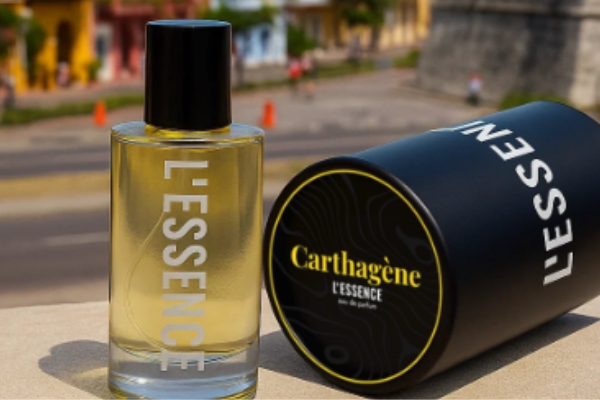 Zapach, który naprawdę brzmi jak Ty. Poznaj rzemieślnicze perfumy L’essence — stworzone dla kobiet, które czują mocniej, pamiętają dłużej i kochają bardziej świadomie.